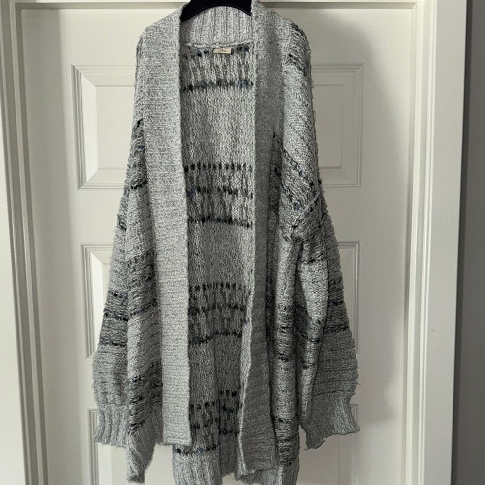Matilda Jane • Cozy Gray Knit Cardigan Sweater